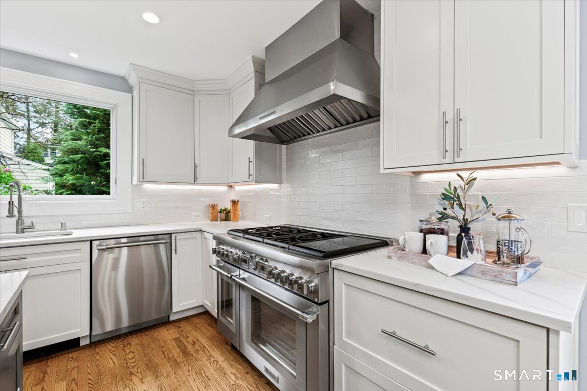 42 Old Stamford Road New Canaan CT 06840