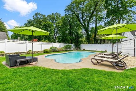 42 Old Stamford Road New Canaan CT 06840