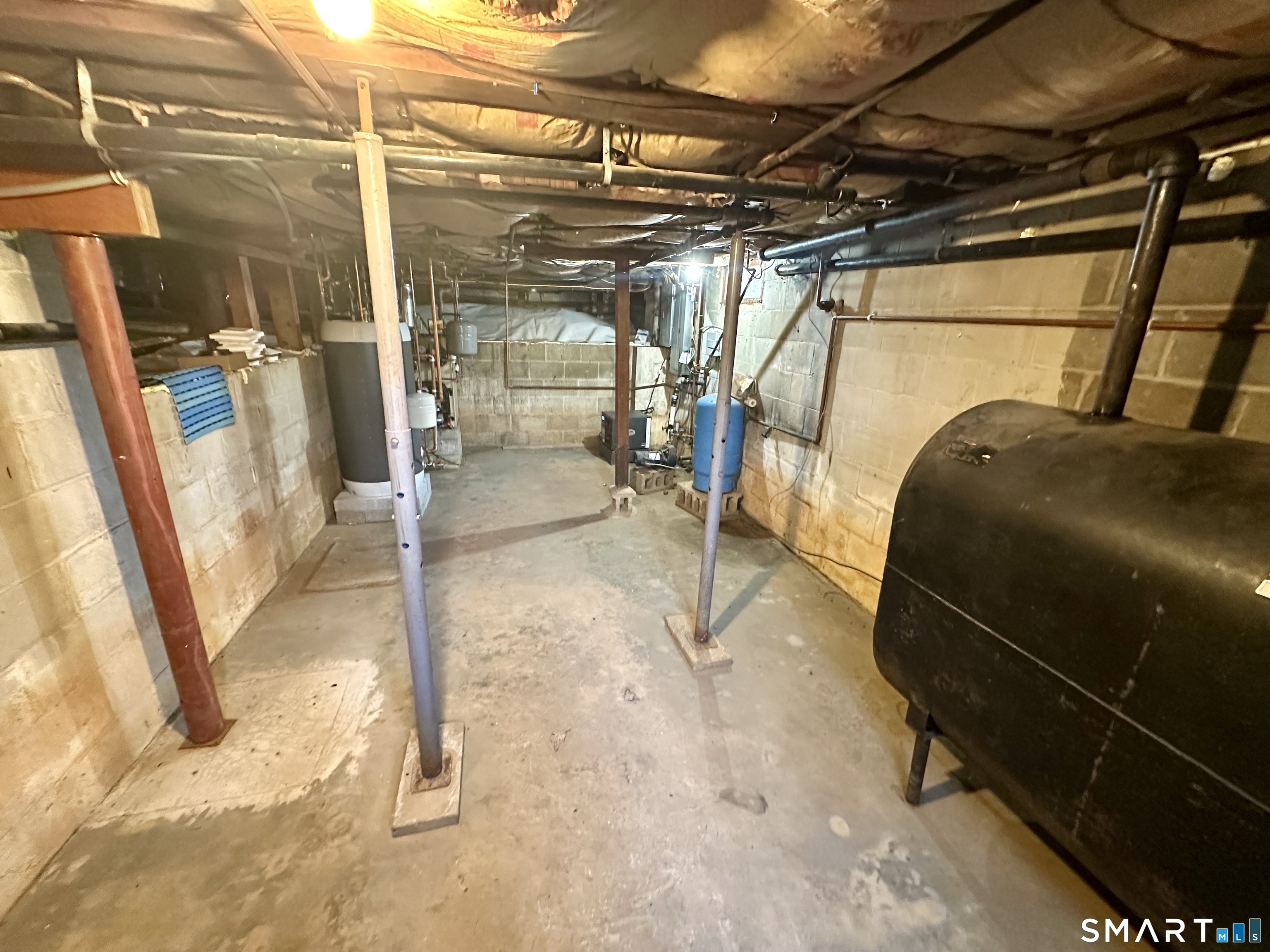 36 Attawan Road East Lyme CT 06357