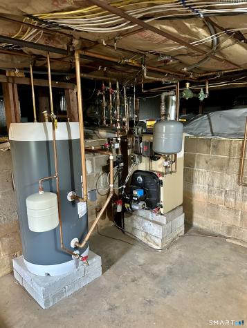 36 Attawan Road East Lyme CT 06357