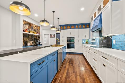 370A West Mountain Road Simsbury CT 06092