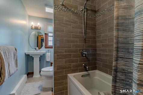 5 Urban Lane Newington CT 06111