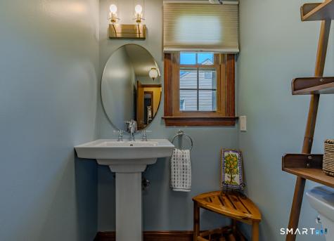 5 Urban Lane Newington CT 06111