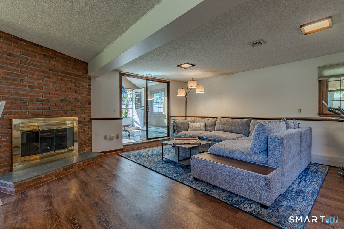 5 Urban Lane Newington CT 06111