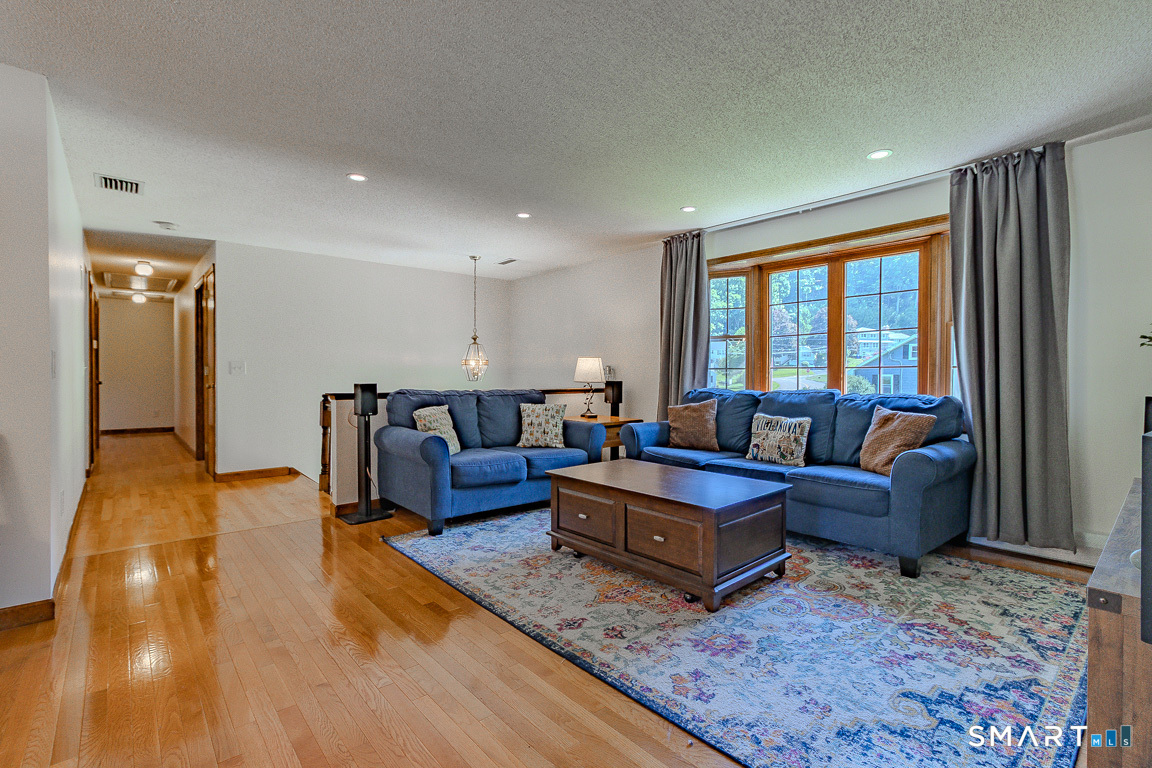5 Urban Lane Newington CT 06111