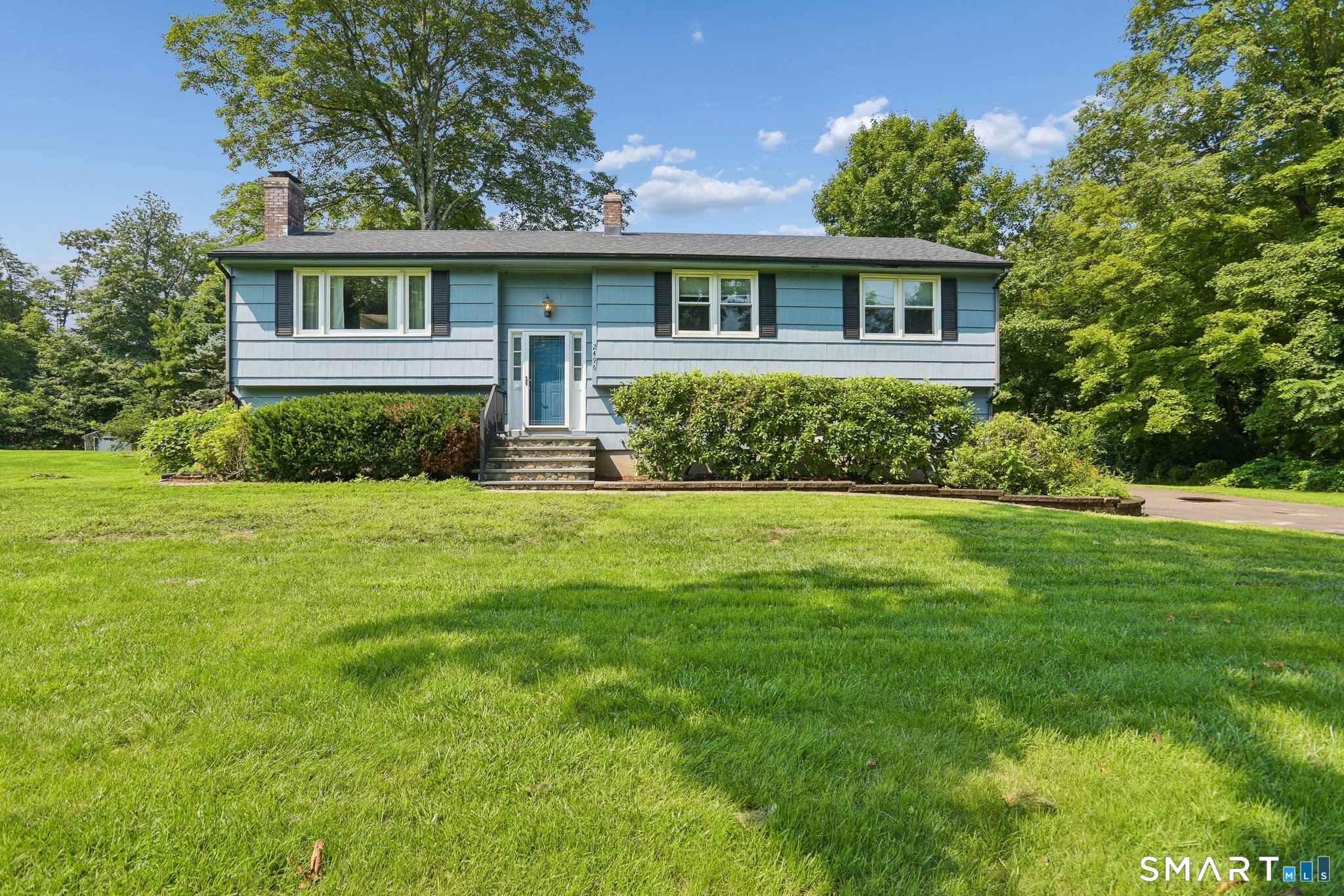2496 Long Hill Road Guilford CT 06437
