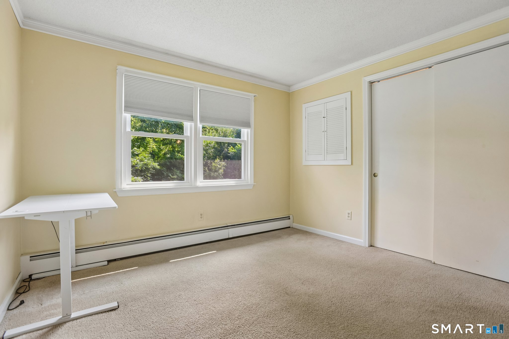 2496 Long Hill Road Guilford CT 06437