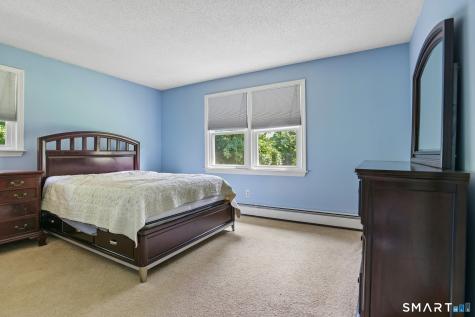 2496 Long Hill Road Guilford CT 06437