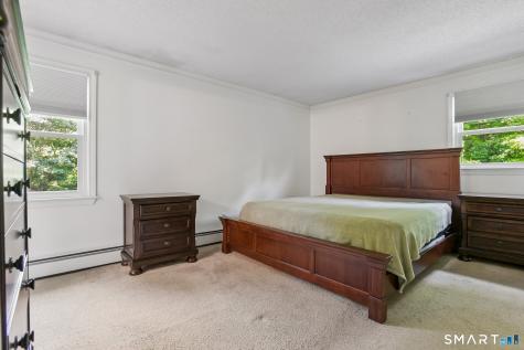 2496 Long Hill Road Guilford CT 06437
