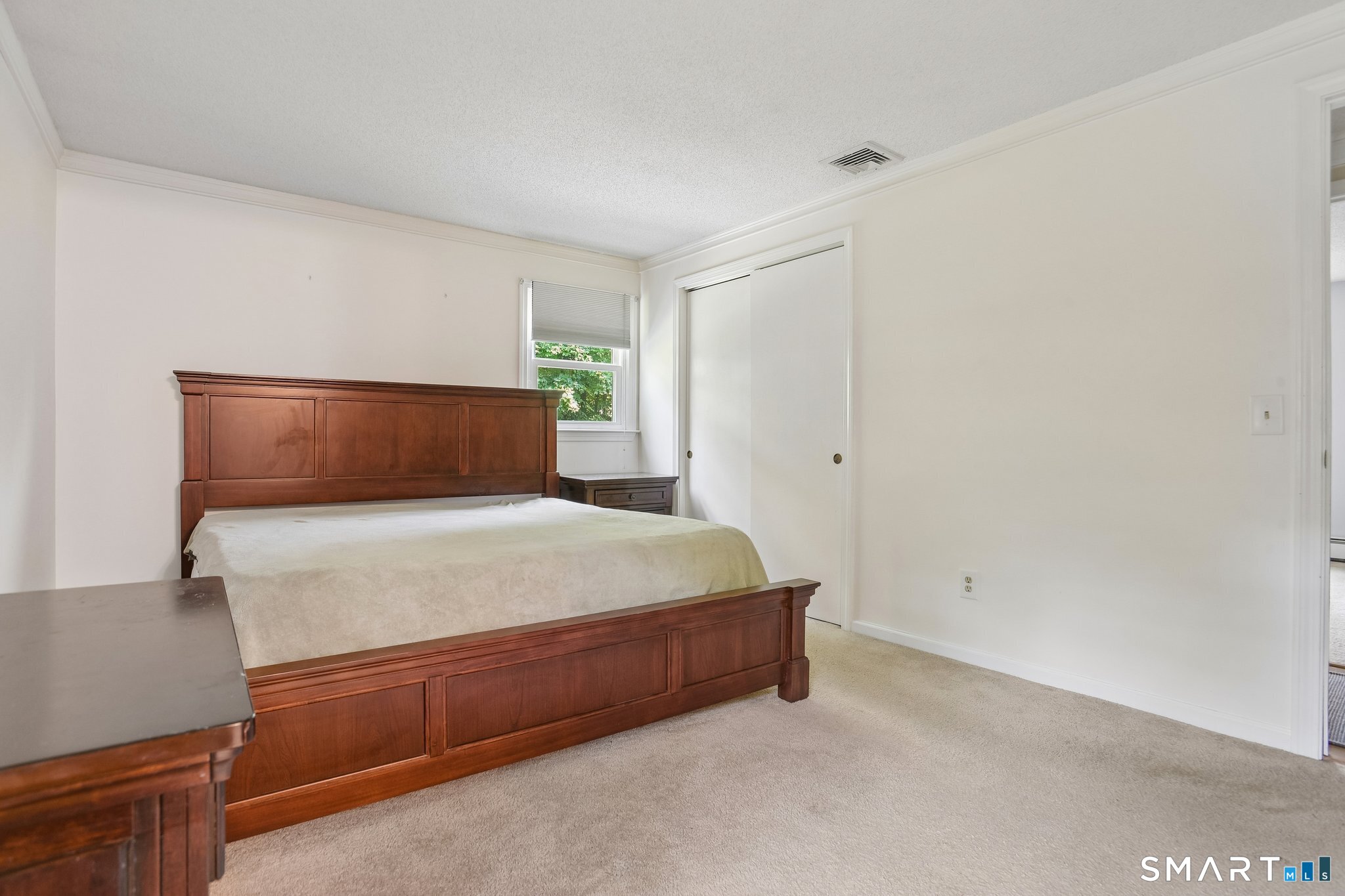 2496 Long Hill Road Guilford CT 06437