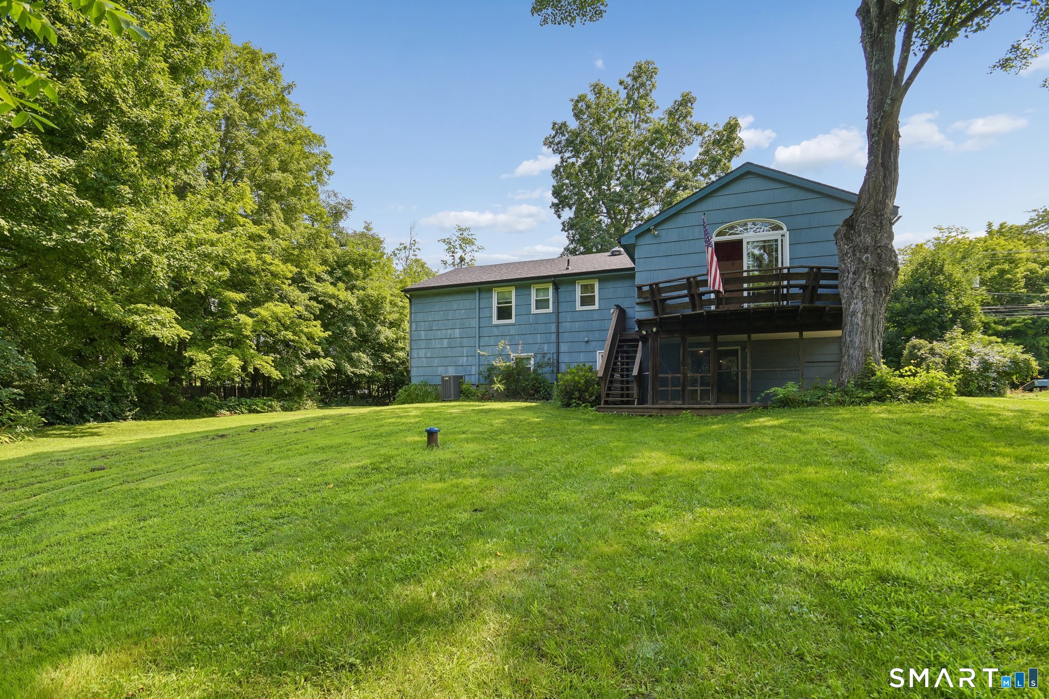 2496 Long Hill Road Guilford CT 06437