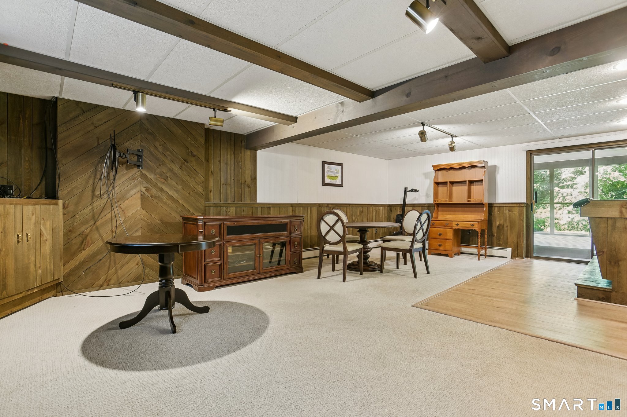2496 Long Hill Road Guilford CT 06437