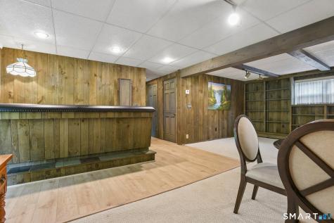2496 Long Hill Road Guilford CT 06437