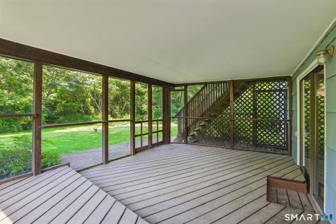 2496 Long Hill Road Guilford CT 06437