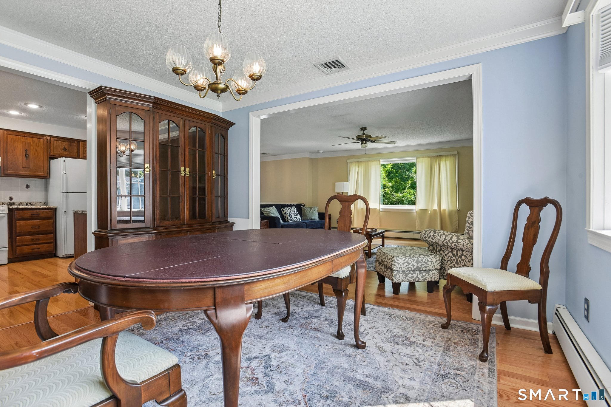 2496 Long Hill Road Guilford CT 06437