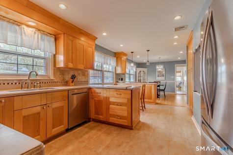 220 Oak Ridge Road Stratford CT 06614