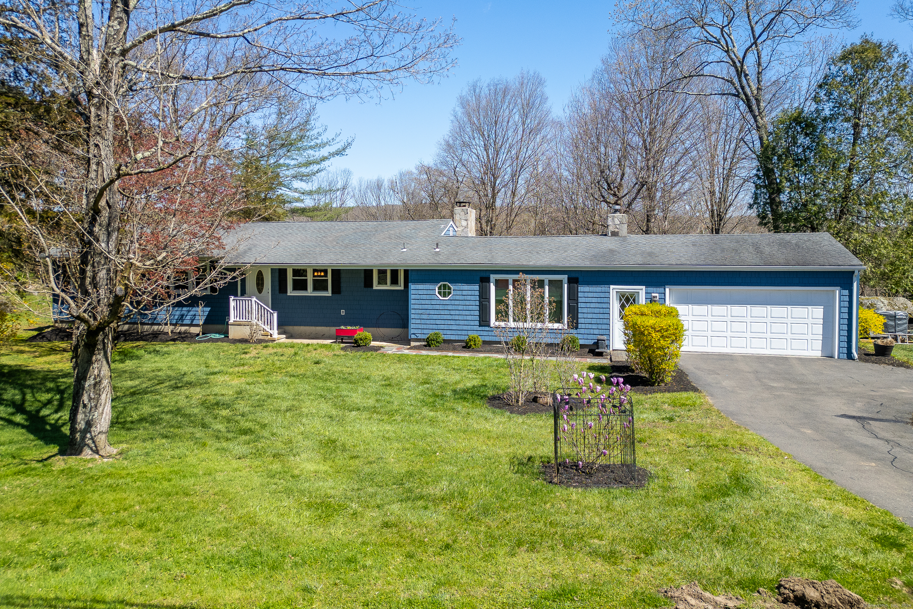 1 Greenview Road Brookfield CT 06804