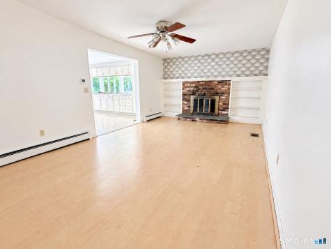 62 Charter Oak Drive East Lyme CT 06333