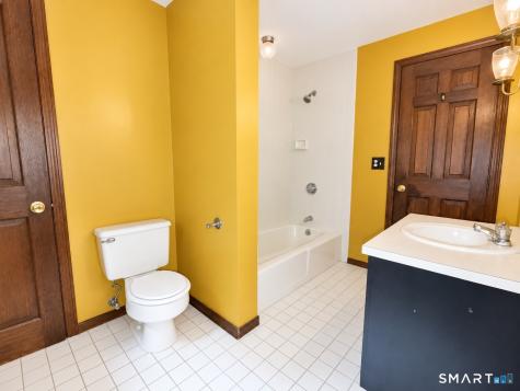 62 Charter Oak Drive East Lyme CT 06333