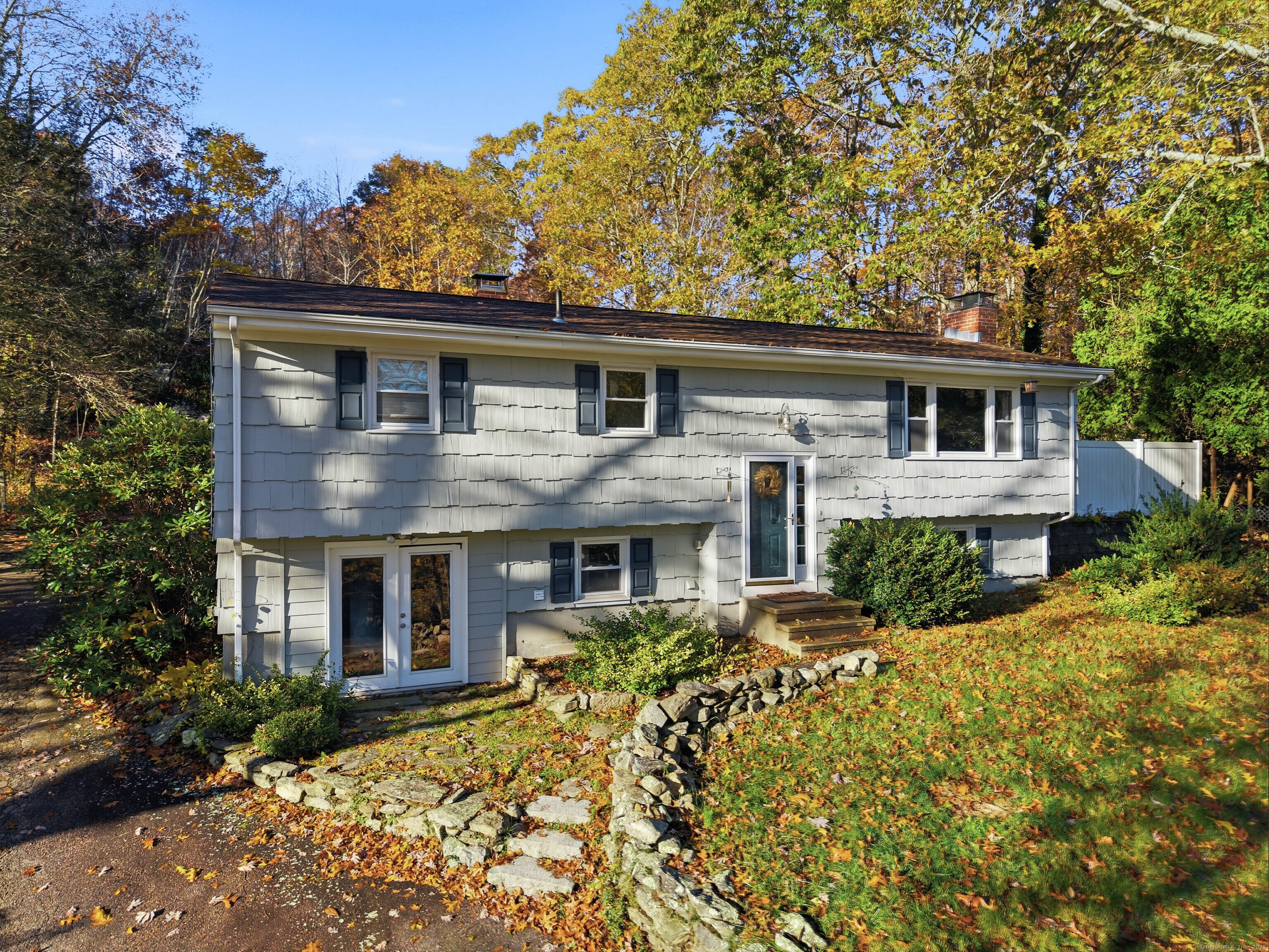 72 Society Road East Lyme CT 06357