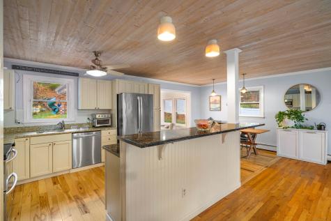 72 Society Road East Lyme CT 06357