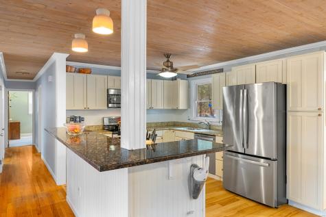 72 Society Road East Lyme CT 06357