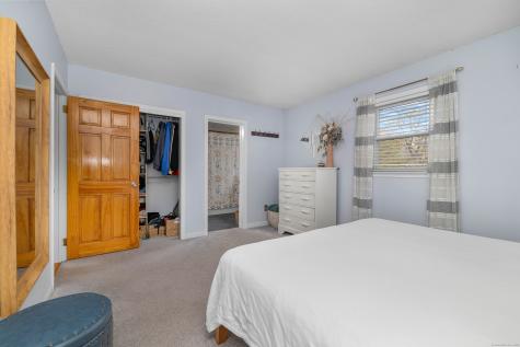 72 Society Road East Lyme CT 06357