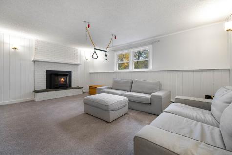 72 Society Road East Lyme CT 06357