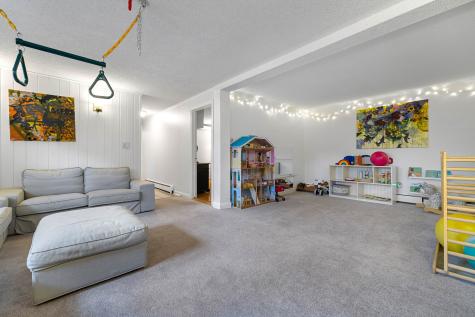 72 Society Road East Lyme CT 06357