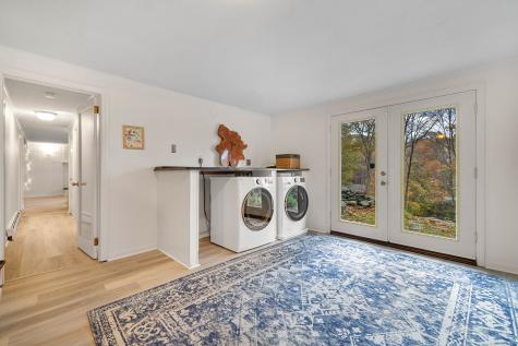 72 Society Road East Lyme CT 06357