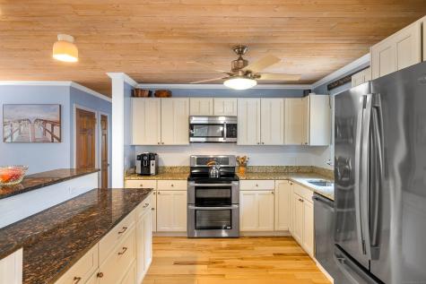 72 Society Road East Lyme CT 06357