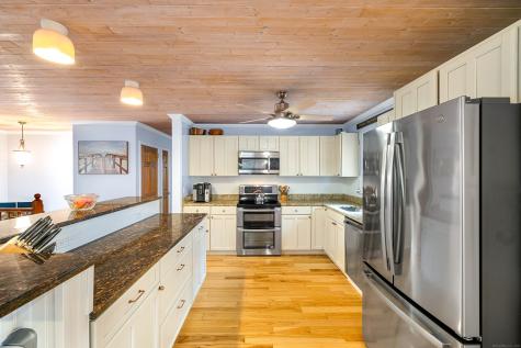 72 Society Road East Lyme CT 06357