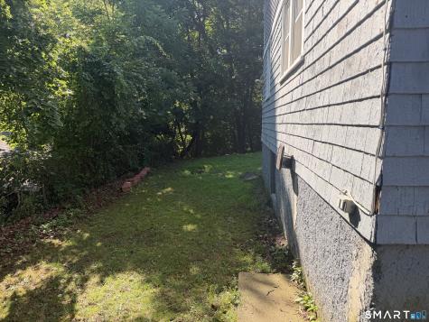 38 Happy Street Norwich CT 06360