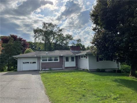 18 Westview Drive Naugatuck CT 06770