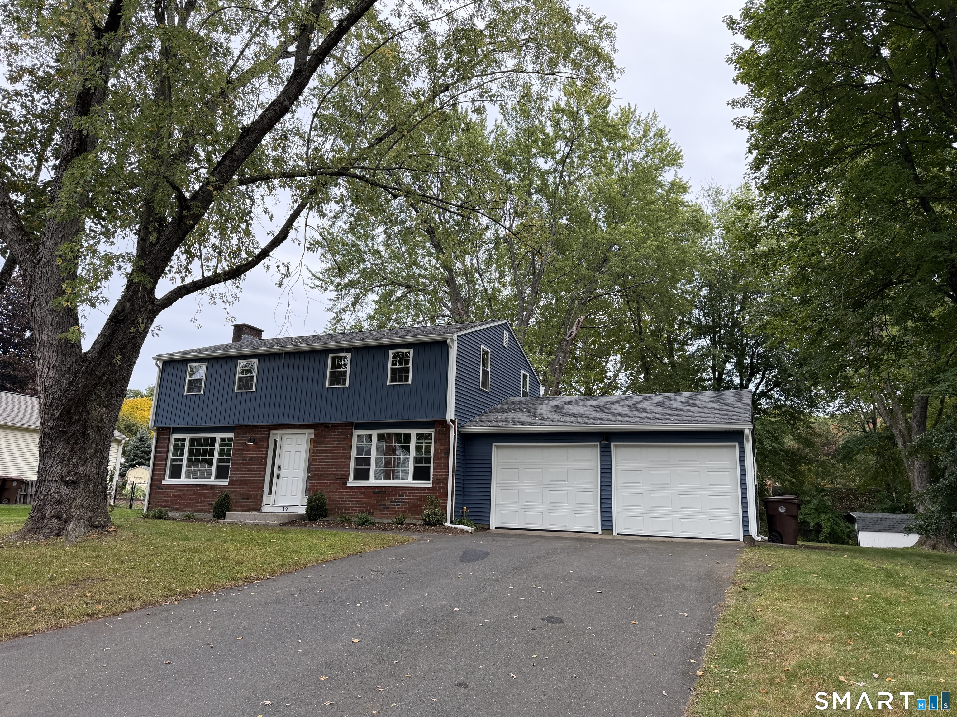 19 Van Buren Road Enfield CT 06082