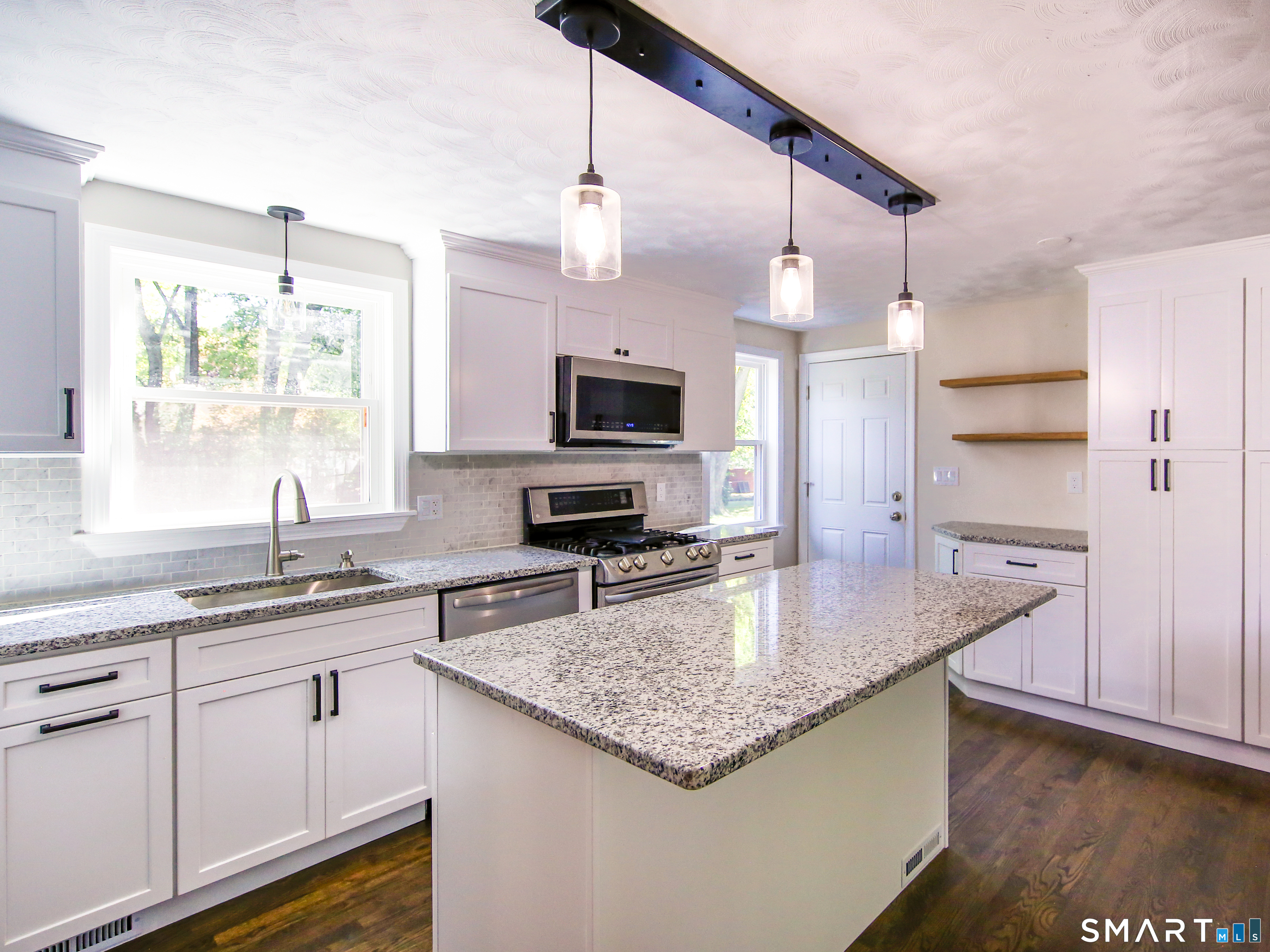 19 Van Buren Road Enfield CT 06082