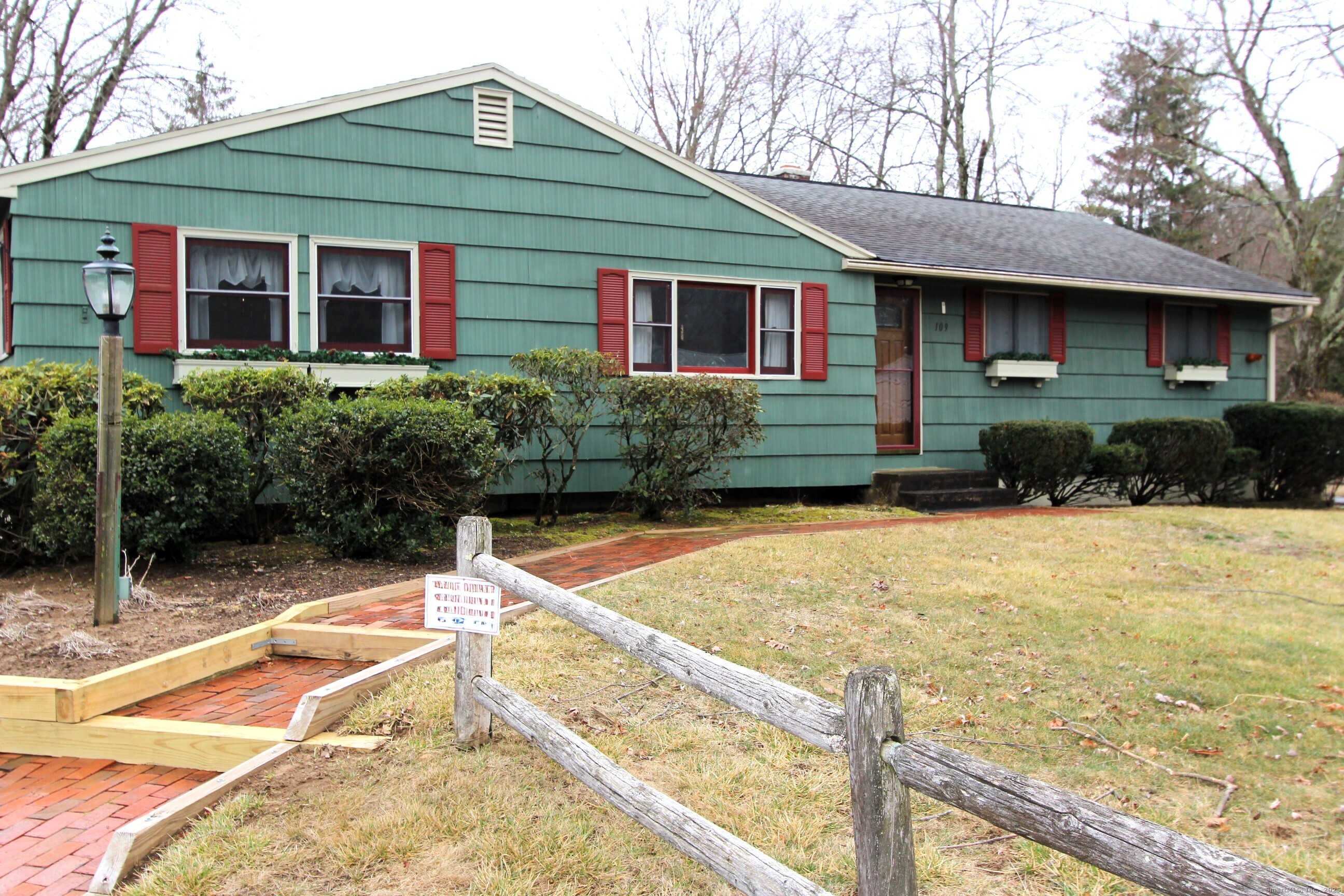 109 Scantic Meadow Road South Windsor CT 06074