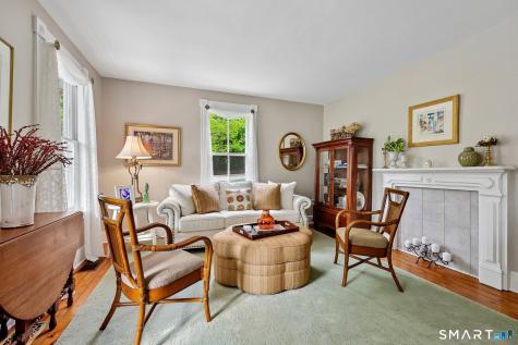193 Main Street Essex CT 06442