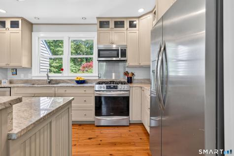 697 Noank Road Groton CT 06355