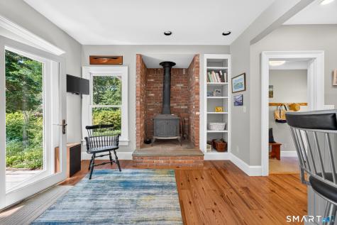 697 Noank Road Groton CT 06355