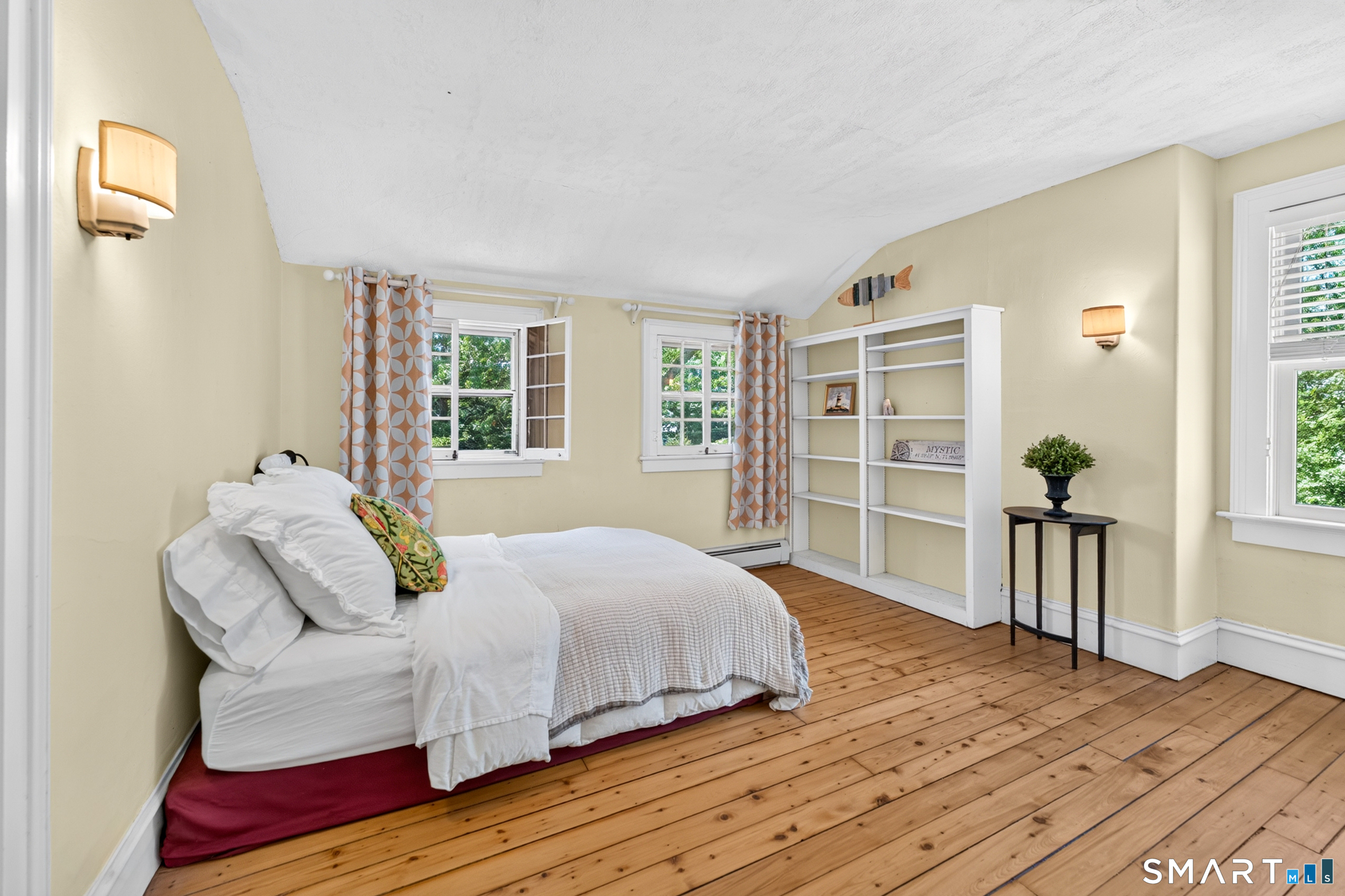 697 Noank Road Groton CT 06355