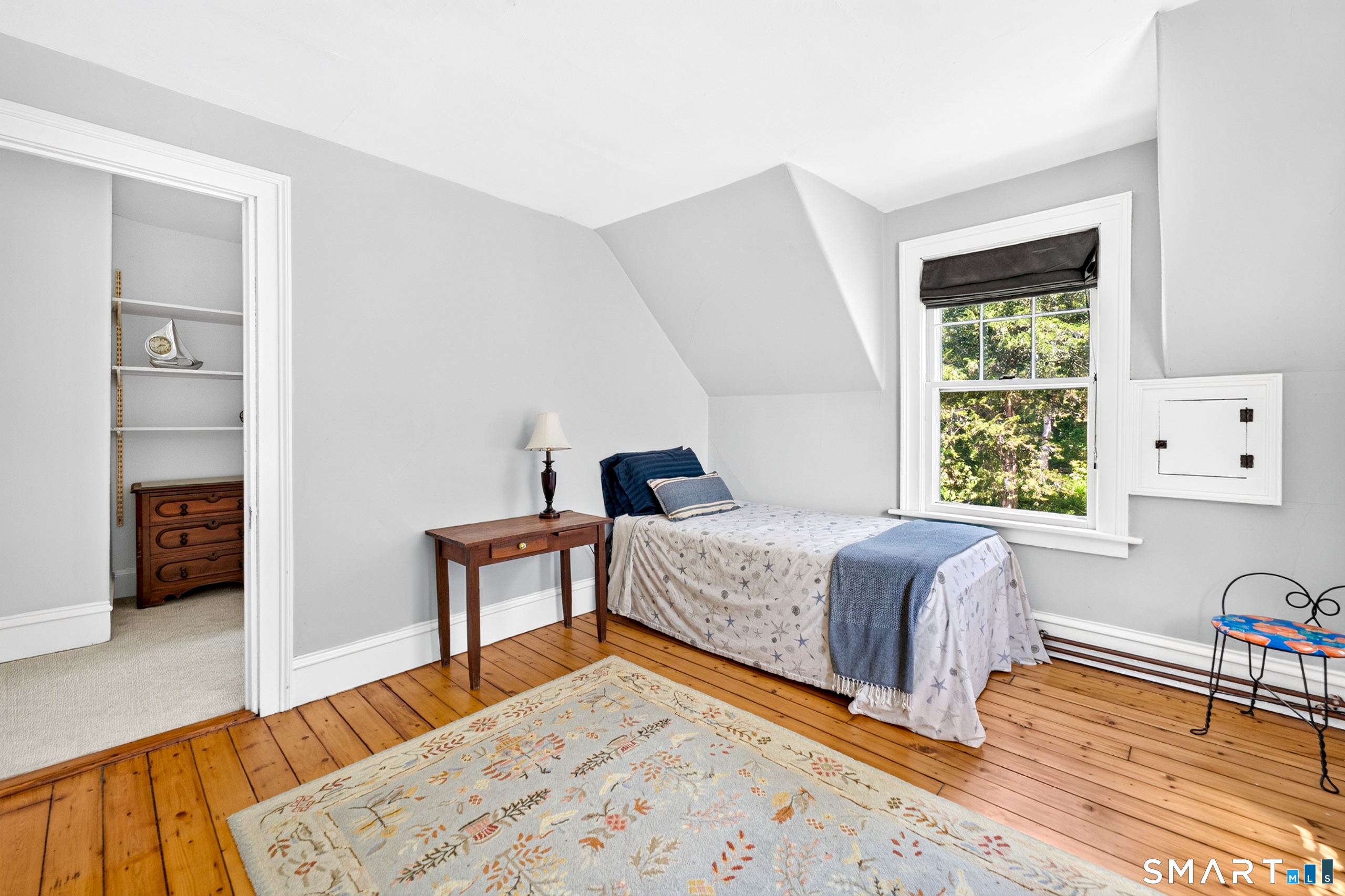 697 Noank Road Groton CT 06355