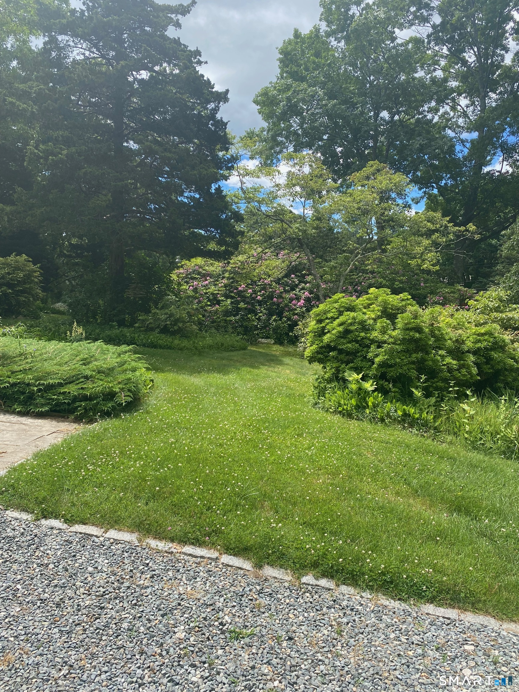 697 Noank Road Groton CT 06355
