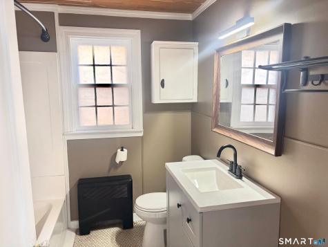 285 Cooper Hill Street Manchester CT 06040