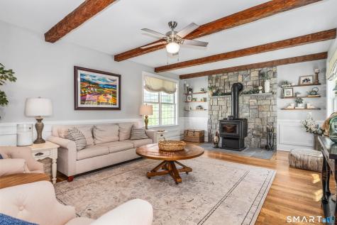 152 Old Farms Road Simsbury CT 06070