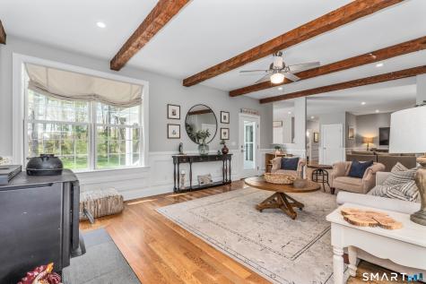 152 Old Farms Road Simsbury CT 06070
