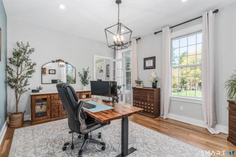 152 Old Farms Road Simsbury CT 06070