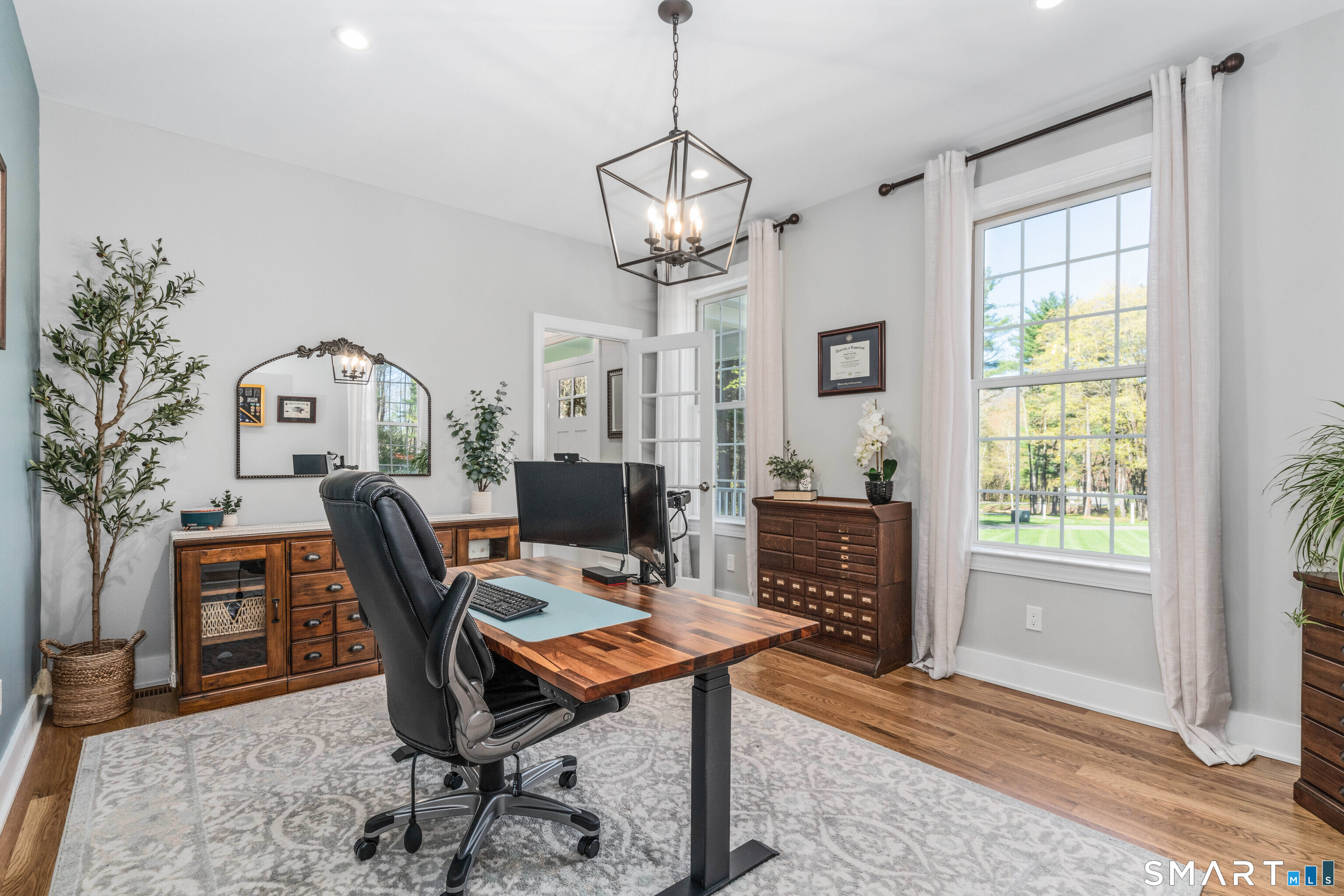 152 Old Farms Road Simsbury CT 06070