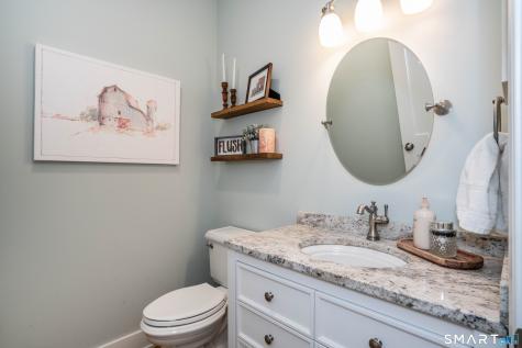 152 Old Farms Road Simsbury CT 06070