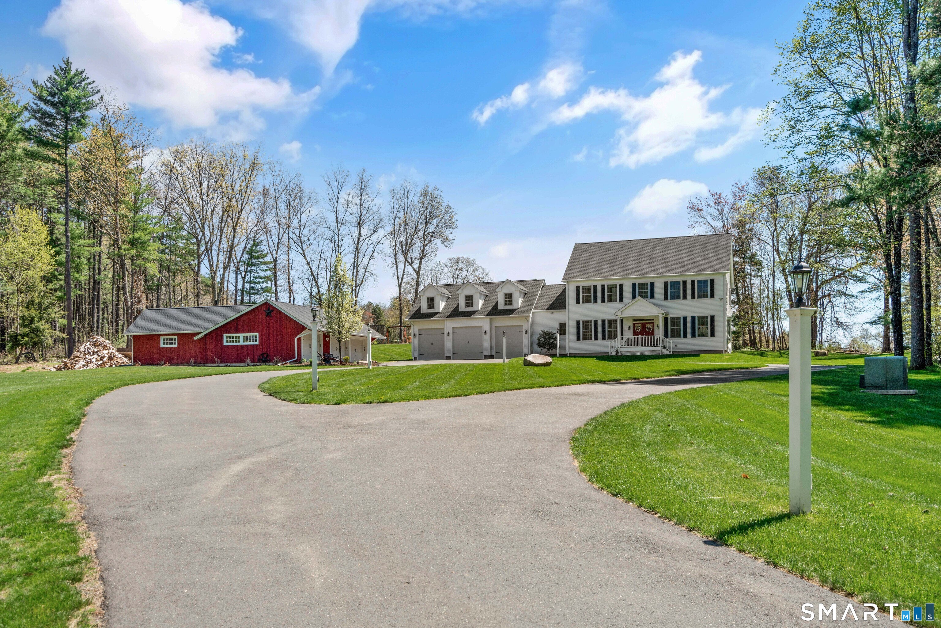 152 Old Farms Road Simsbury CT 06070